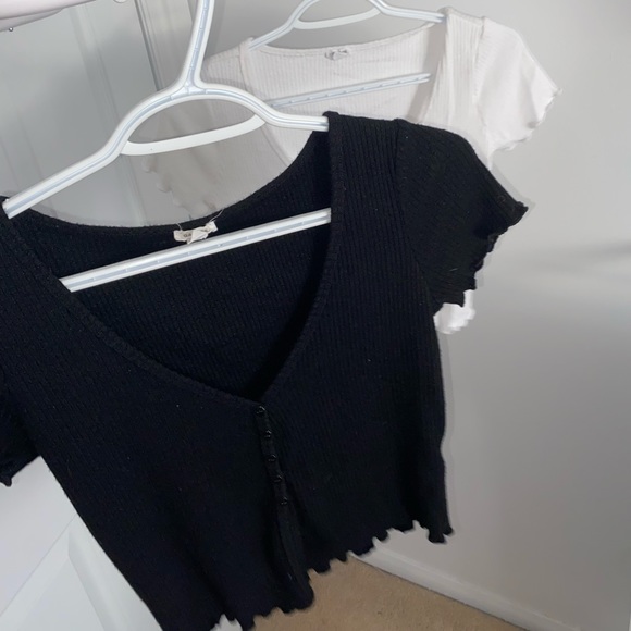 BNWOT - 2 for 1. Black & white, Plain t shirts , adorable half button up style - Picture 2 of 8